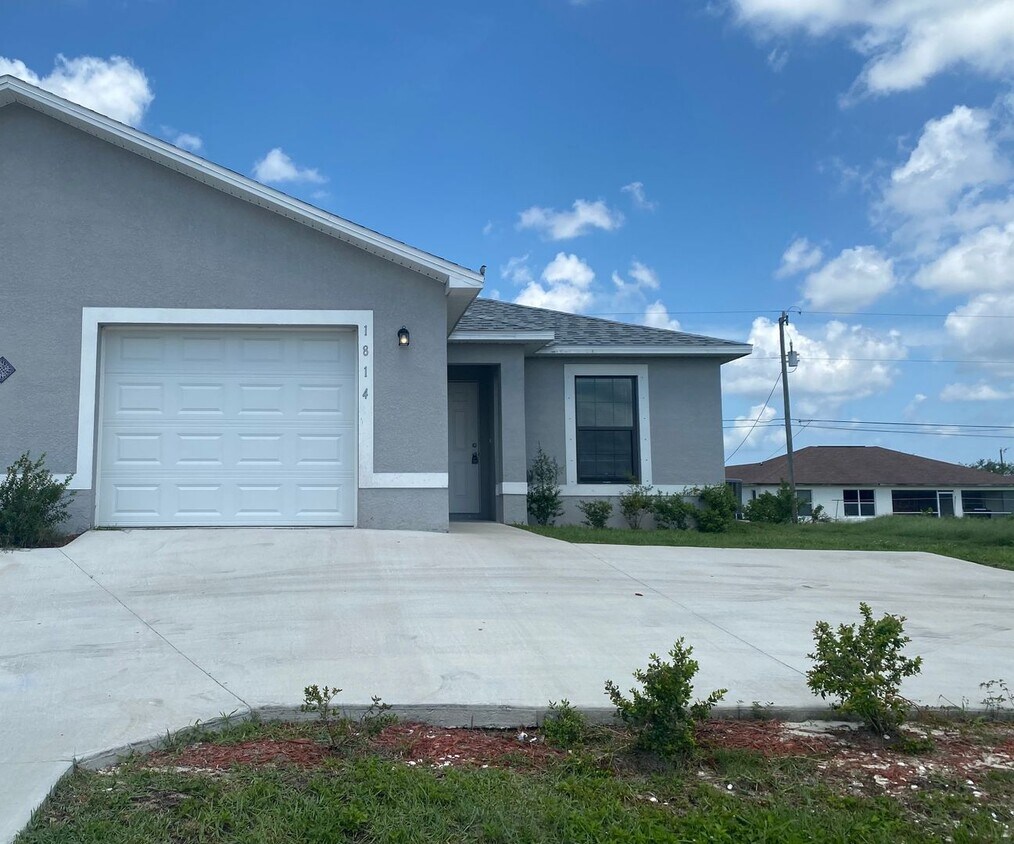Foto principal - 1808-1814 Andalusia Blvd