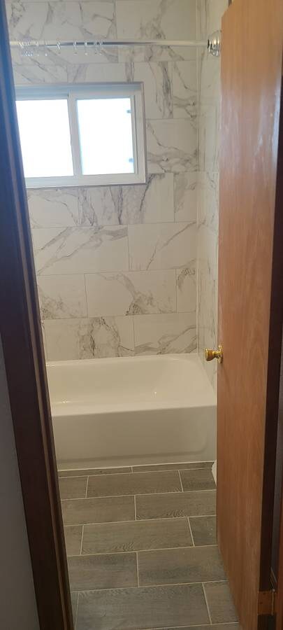 Bathroom - 290 Laurel St