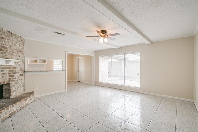 Foto del edificio - 23403 Canyon Lake Dr