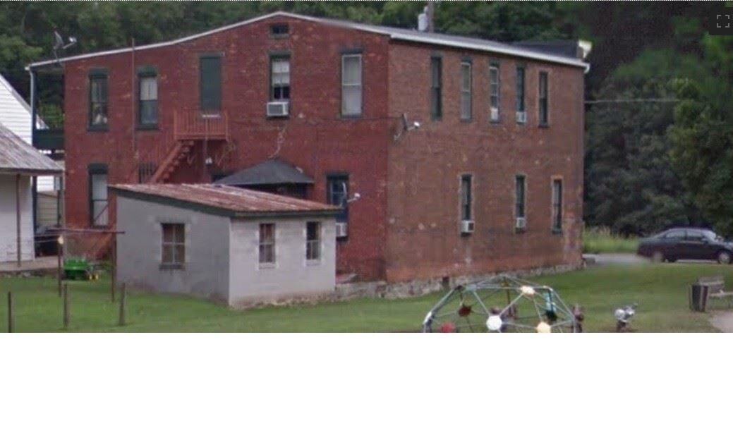 Primary Photo - 522 E Front St