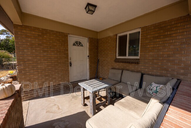 Building Photo - 2151 W Adriatic Pl