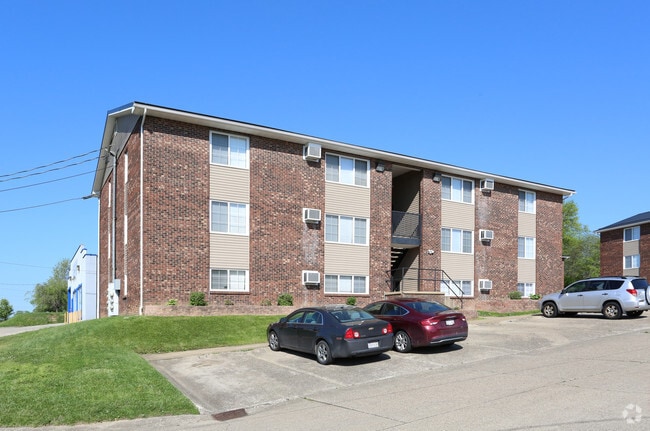 Building Photo - Main Street Apartments