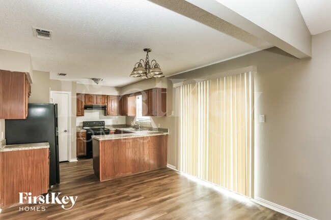 Foto del edificio - 231 Myrtle Dr