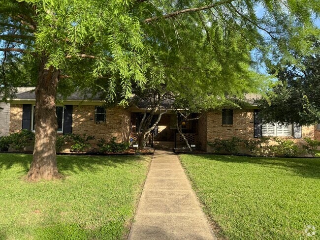 Building Photo - 7476 Walling Ln