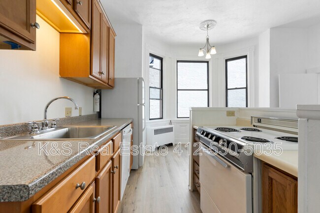 Foto del edificio - 2119 Sidney St