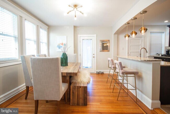 Foto del edificio - 2215 N Harrison St