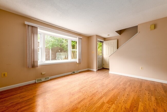 Foto del edificio - 126 Willard St