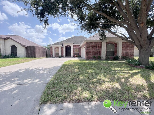 Building Photo - 3Bed/2Bath Gorgeous and move in ready.  (S...