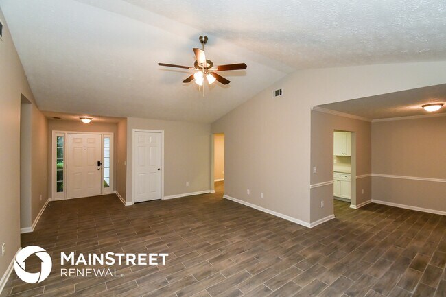 Foto del edificio - 1311 Ambercrest Way