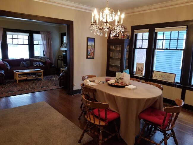 Foto del edificio - 2957 E Derbyshire Rd