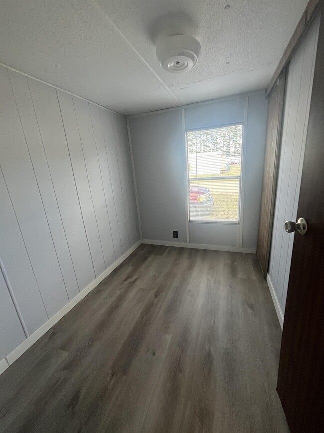 Building Photo - 1344 US-1
