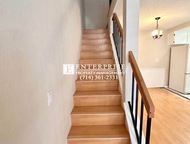 Foto del edificio - Move-In Ready Gem: Charming 1-Bedroom and Loft in Rancho Santa Margarita