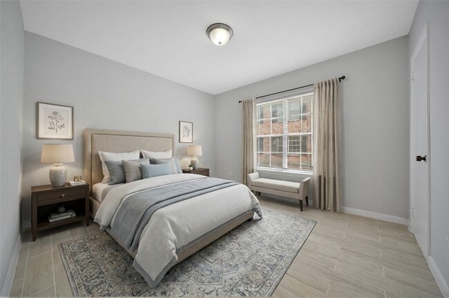 Foto del edificio - 2822 Briarhurst Dr