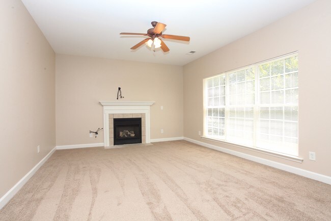 Foto del edificio - 1424 Bedlington Dr NW