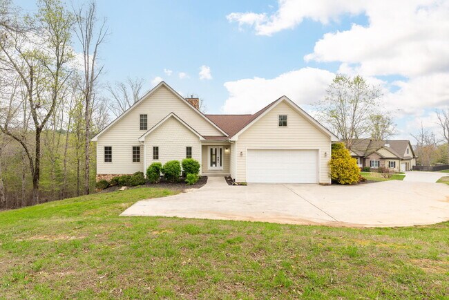 Building Photo - 2048 Boat Hook Ln