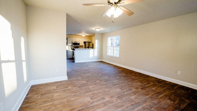 Building Photo - BRAND NEW 2 bedroom, 1.5 bathroom duplex i...