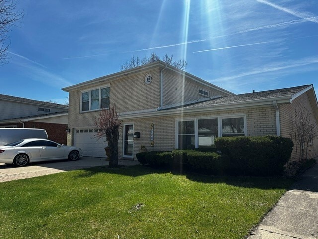 Building Photo - 217 E Valley Ln