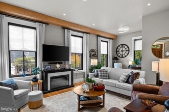 Building Photo - 1116 Belmont Ave