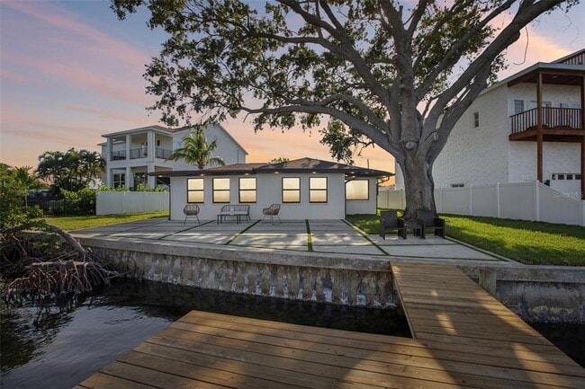 Building Photo - 1739 Bayou Grande Blvd NE