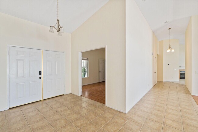Building Photo - 44300 Camino Azul