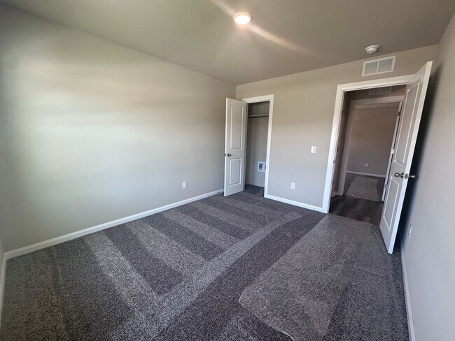 Building Photo - First Month Free!