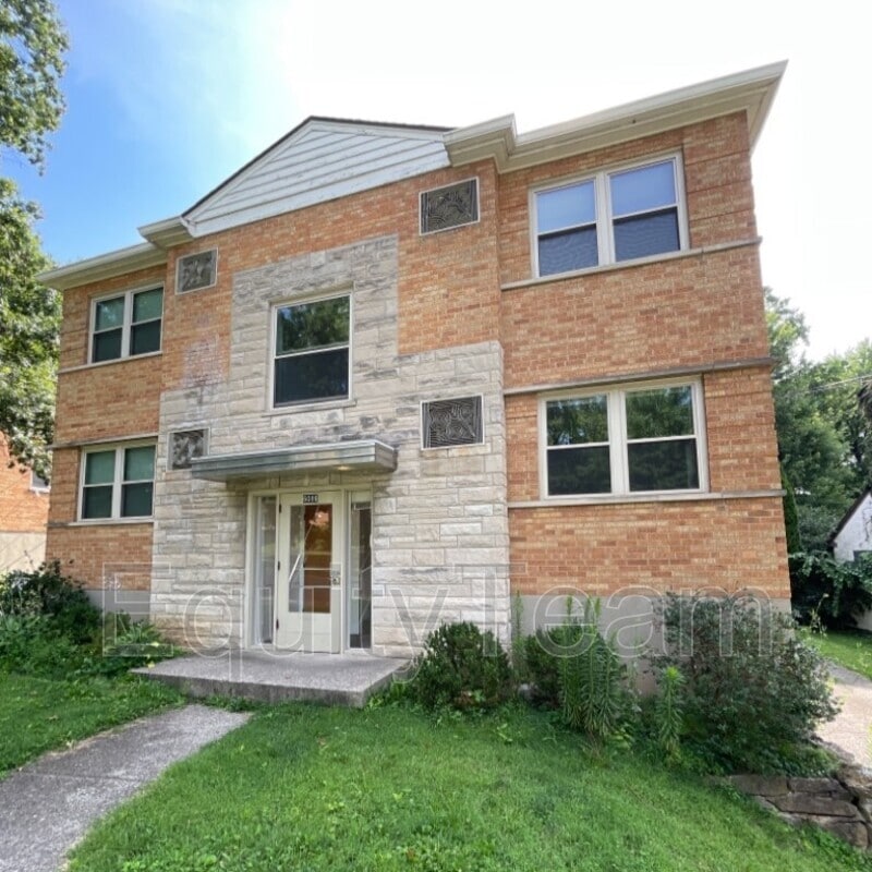 6086 Dryden Ave Unit Apt 3, Cincinnati, OH 45213 Condo for Rent in