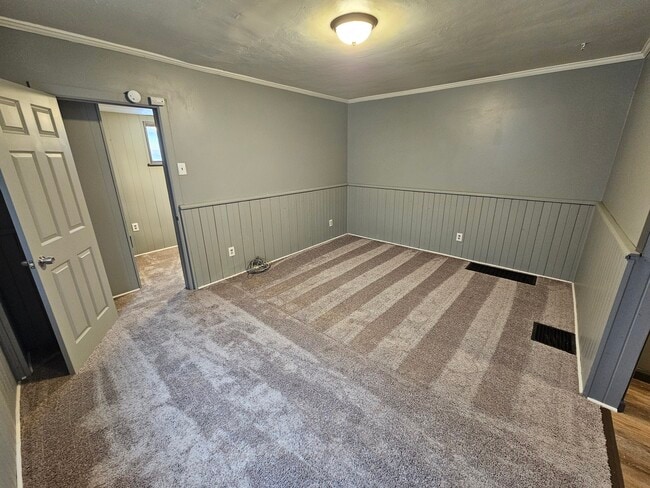 Building Photo - 1014 Indiana Ave.