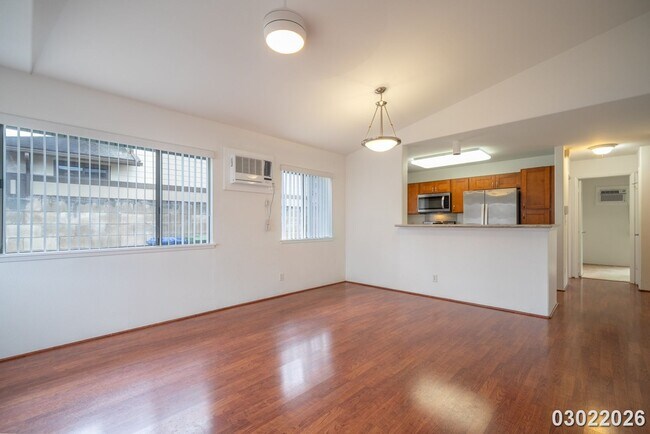 Foto del edificio - SINGLE LEVEL 3BR 2BA HOUSE w/9 SOLAR PANELS, GARAGE & DRIVEWAY PARKING IN MILILANI MAUKA