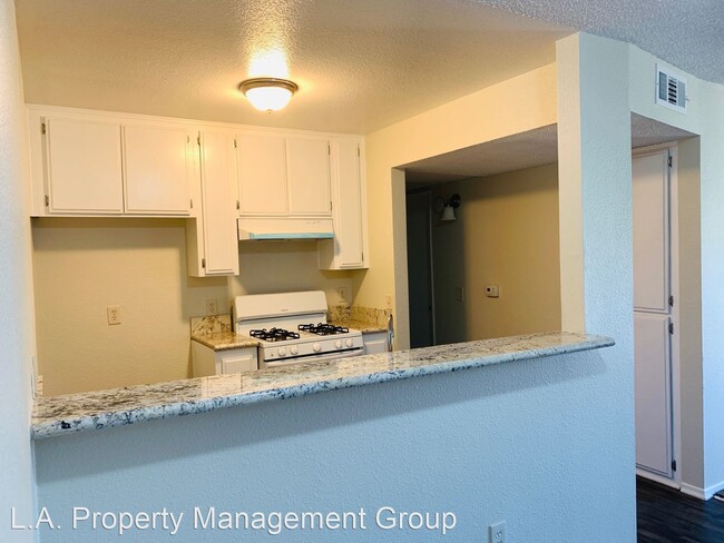Building Photo - 1615 Yosemite Dr