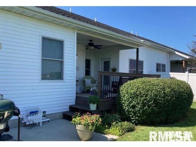 Foto del edificio - 2702 Johnathan Pl