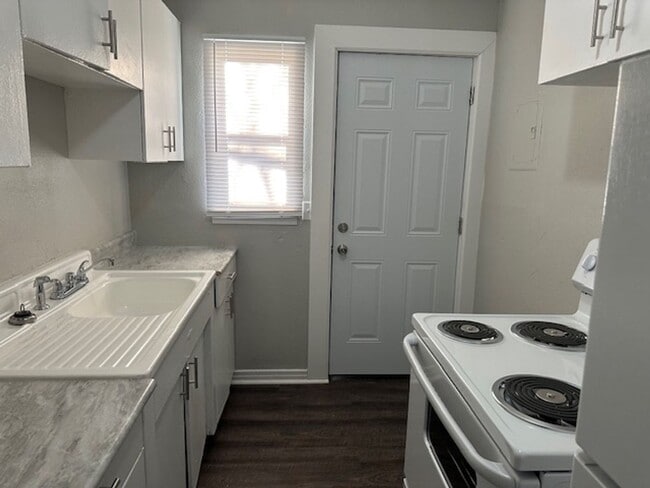 Foto del edificio - 614-620 S Hunter St