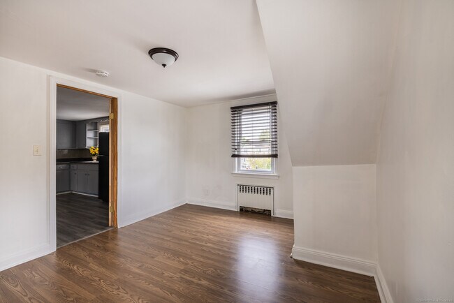 Foto del edificio - 436 Sedgewick Ave