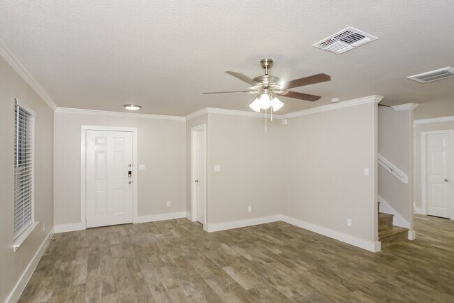 Foto del edificio - 5727 Sandy Canyon