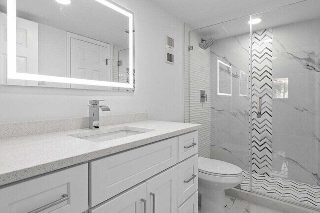 Foto del edificio - 7076 Huntington Ln