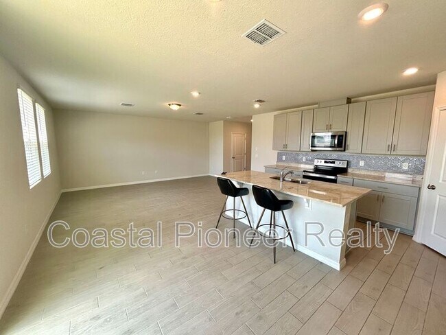 Building Photo - 34751 Telluride Ln