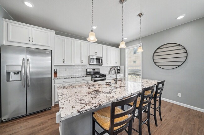Foto del edificio - 1530 Castle Creek Cir