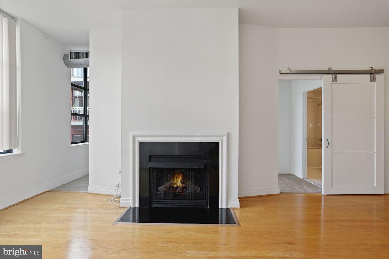 Primary Photo - 2020 12th St NW