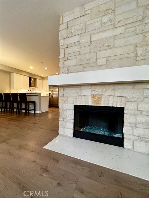 Building Photo - 65 Tierra Montanosa