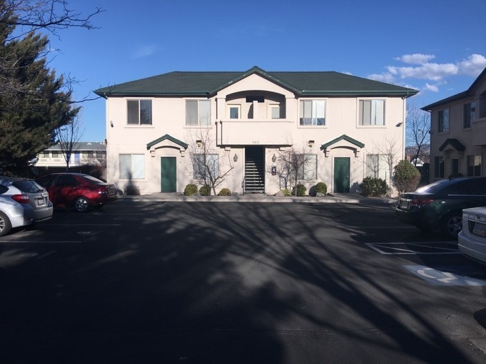 Building Photo - 185 Hillcrest Dr