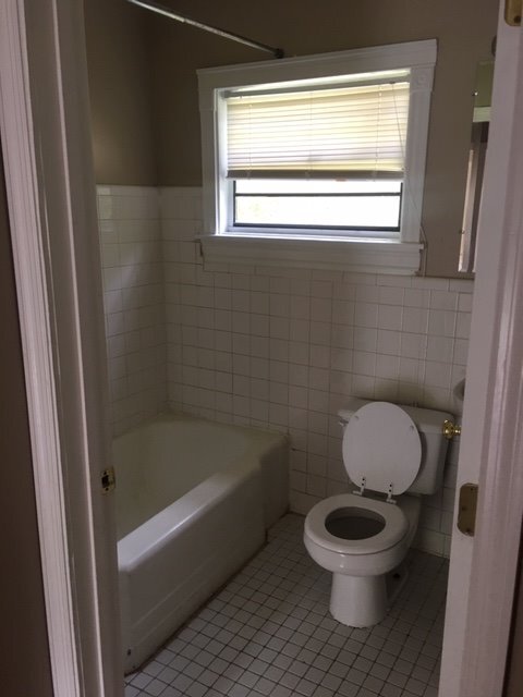 Foto del edificio - 108 18th Ave NW
