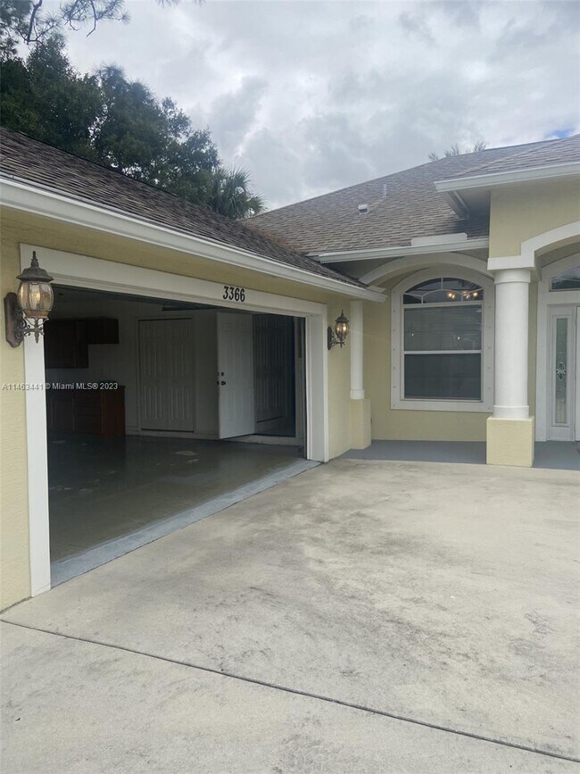 3366 SW Savona Blvd, Port Saint Lucie, FL 34953 House Rental in Port Saint Lucie, FL