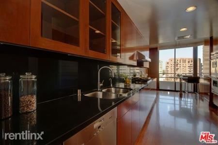 Foto del edificio - 10601 Wilshire Blvd