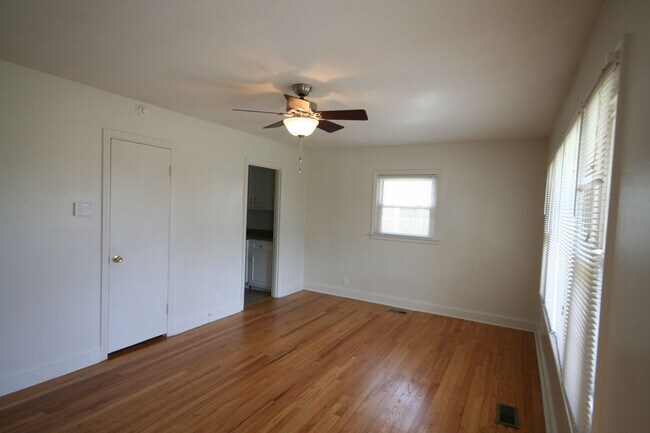 Foto del edificio - Spacious Walltown House - All Appliances -...