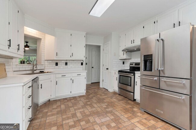 Foto del edificio - 2055 Amberly Glen Way
