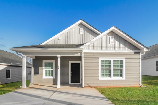 Building Photo - 708 N 6th St