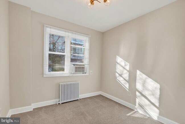 Foto del edificio - 1410 N Quinn St