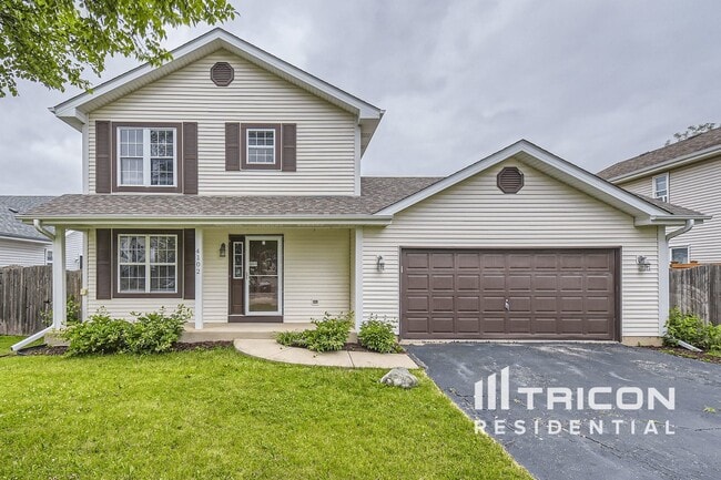 Building Photo - 4102 Brenton Dr