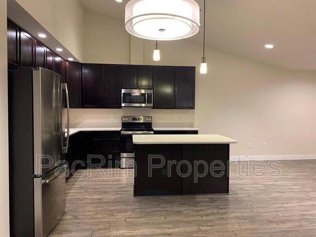 Building Photo - 8187 Sockeye Lp