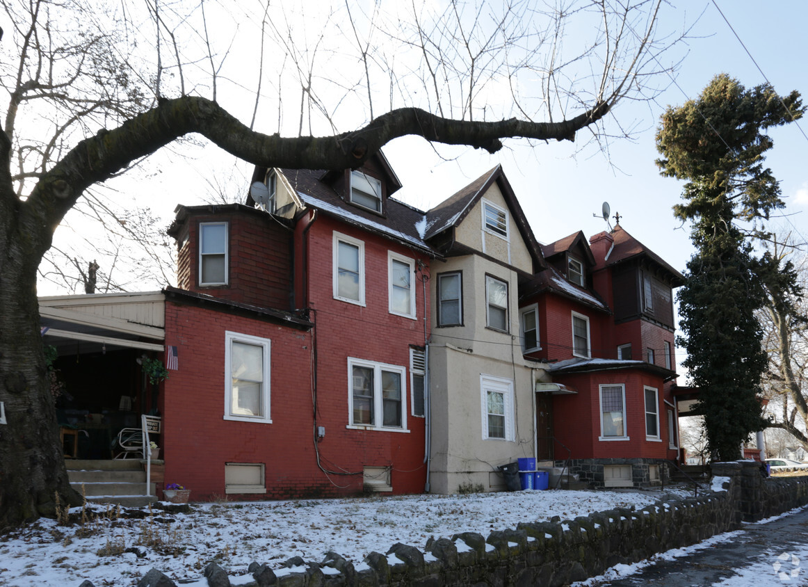 Building Photo - 4637 Leiper St