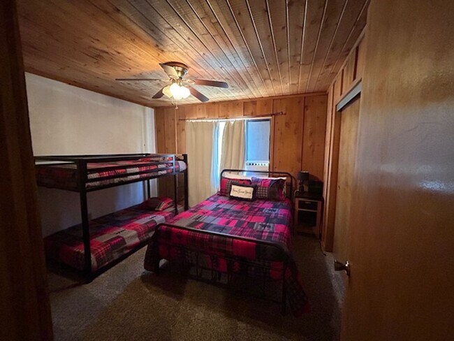 Foto del edificio - 272 Imperial Ave